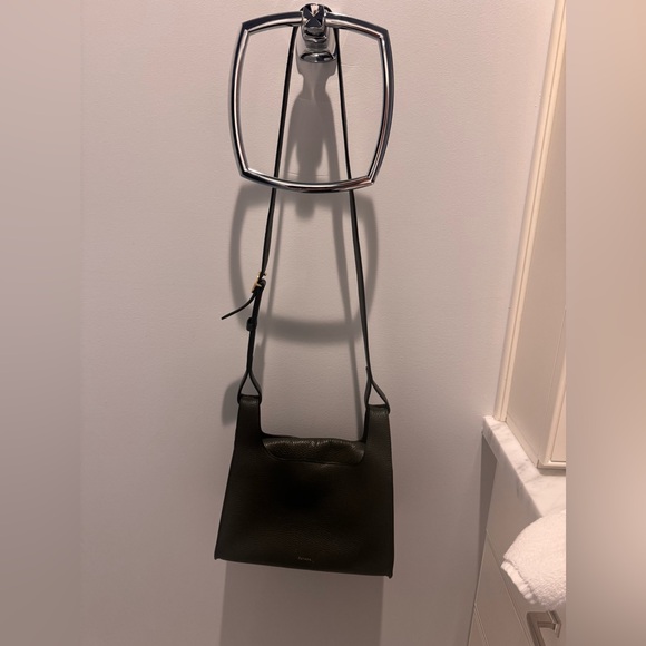 Cuyana Double Loop Shoulder Bag in dark olive - Picture 5 of 10